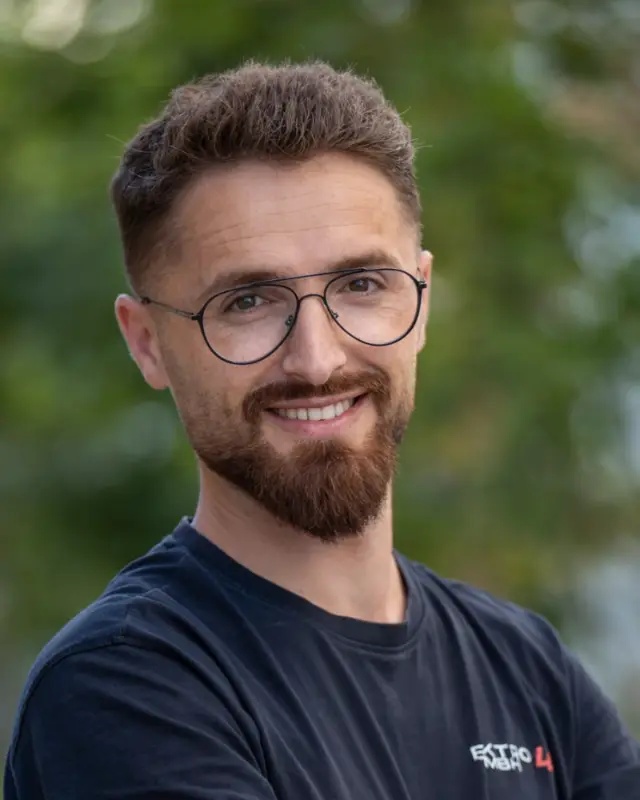 Kenan Abazi, Teamleiter Installation bei der Elektro LL GmbH
